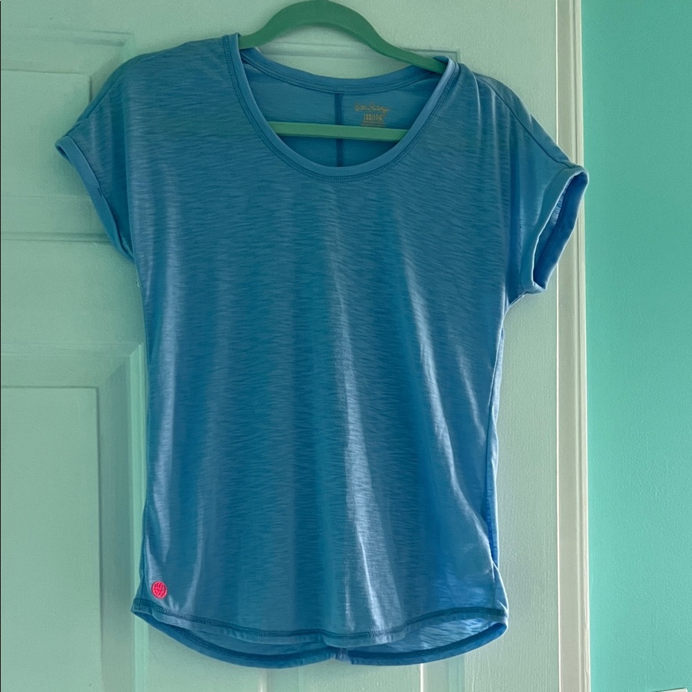 Lilly Pulitzer women’s periwinkle Athletic Top